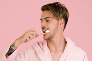 oral health tips for when you cannot get to the dentist