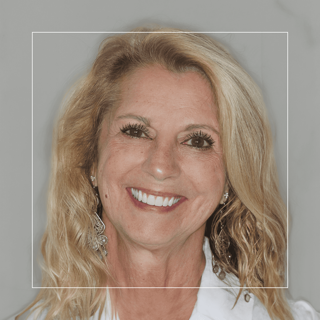 Teeth in a Day – Suzette